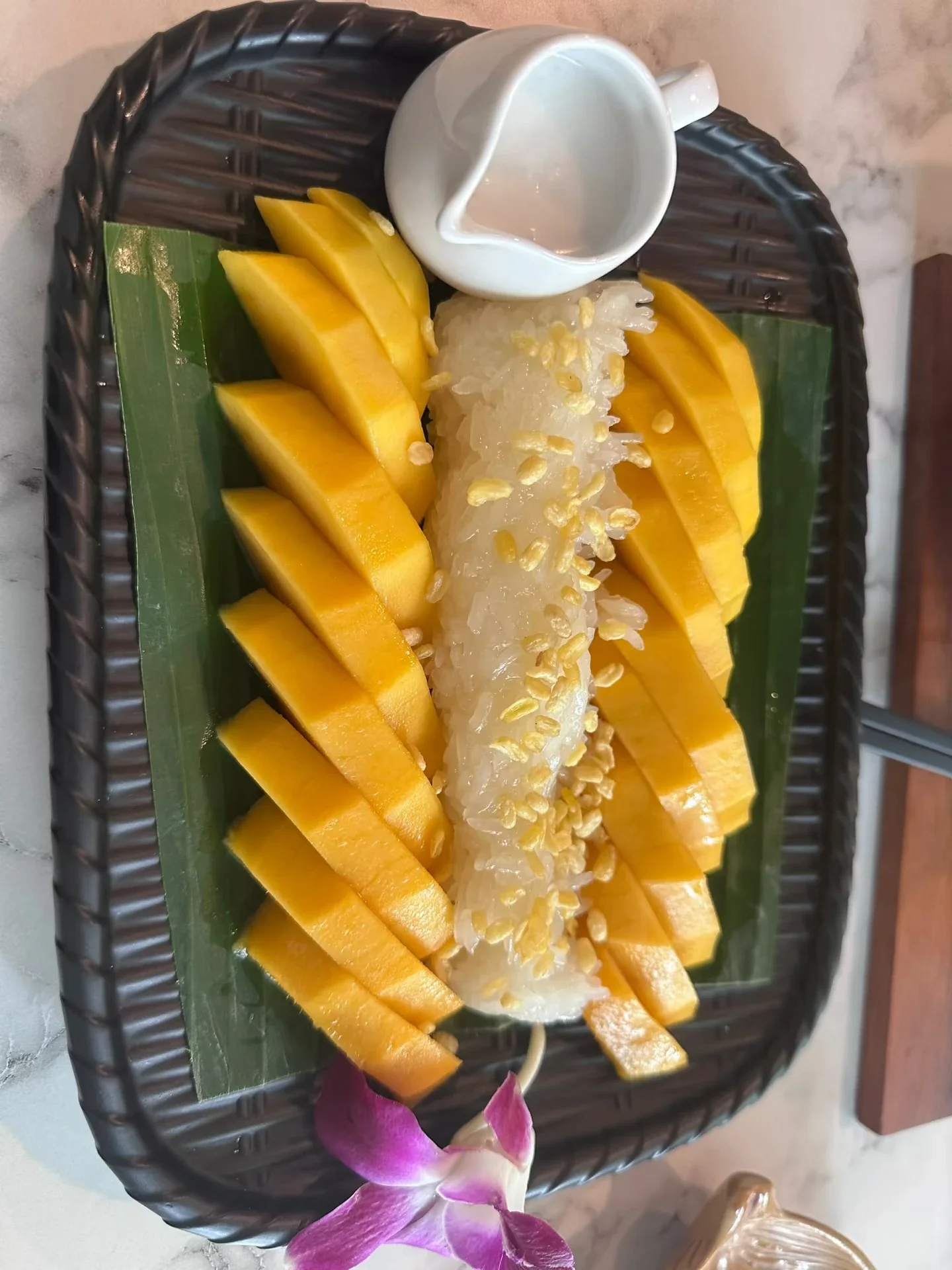 想去吃冰淇淋却走错了店…